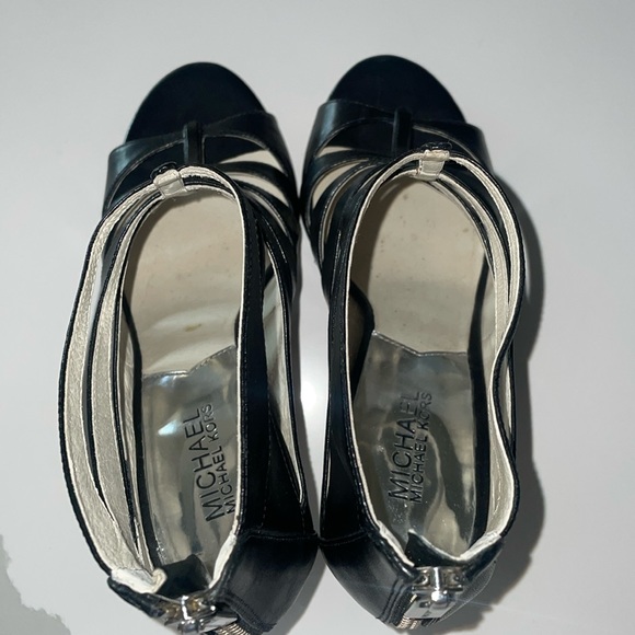 Michael Kors heels - Picture 6 of 7